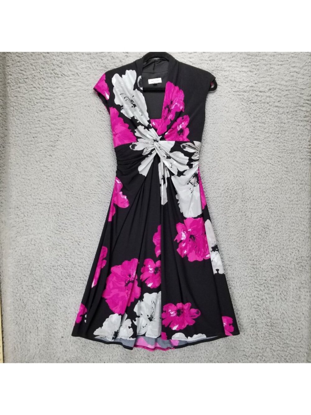 Jones Studio Dress Womens 8 Black & Pink Floral Sleeveless Knee Length